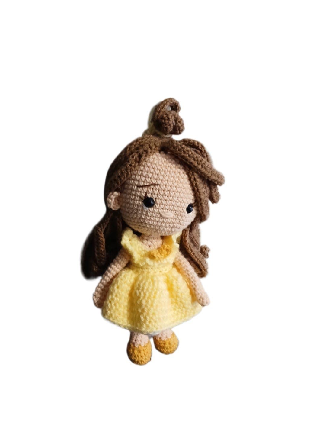 Peluche muñeca Bella princesa Disney hecha a mano a ganchillo (amigurumi). - Imagen 2