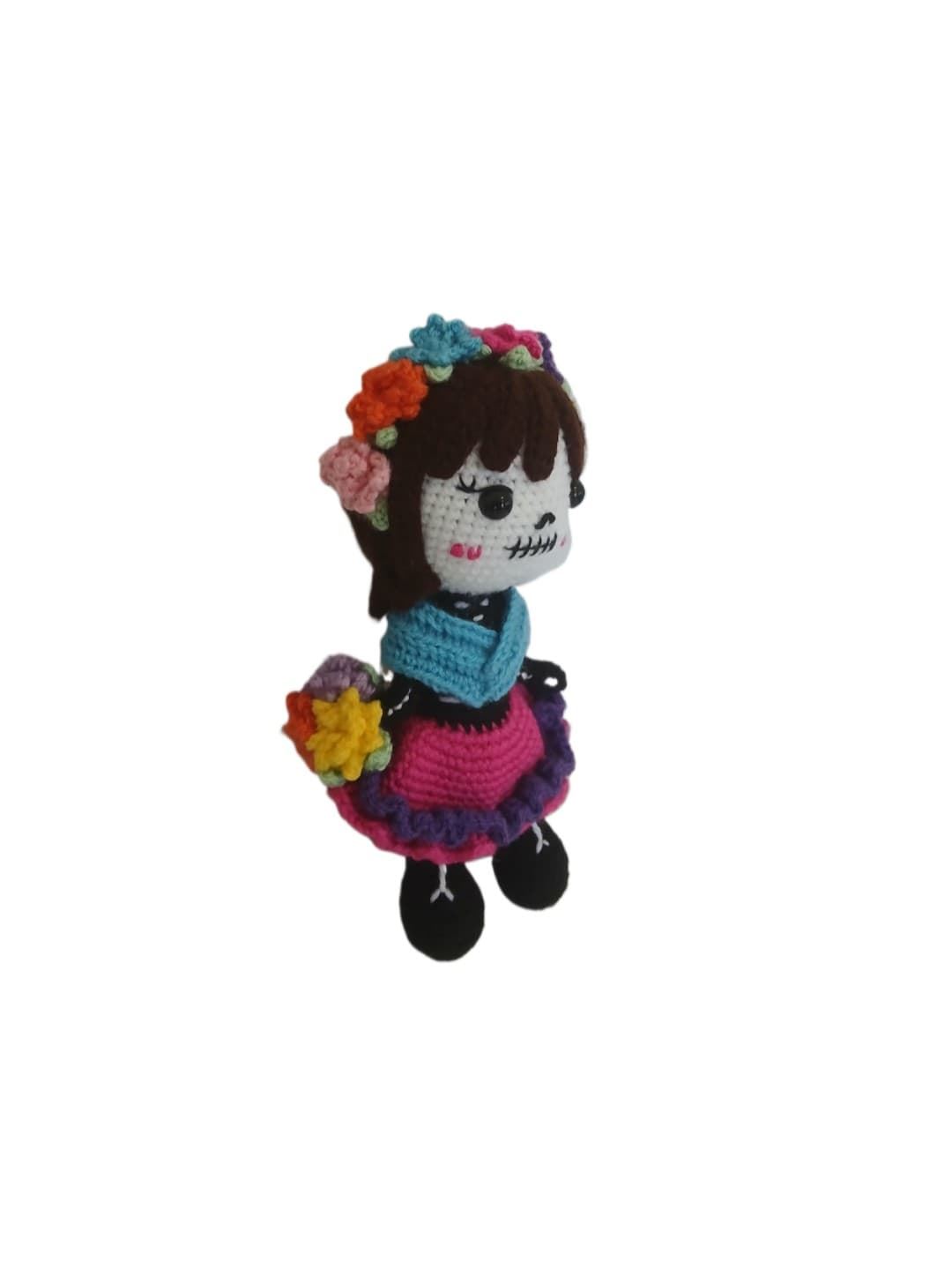 Peluche muñeca catrina hecho a mano a ganchillo (amigurumi). - Imagen 2