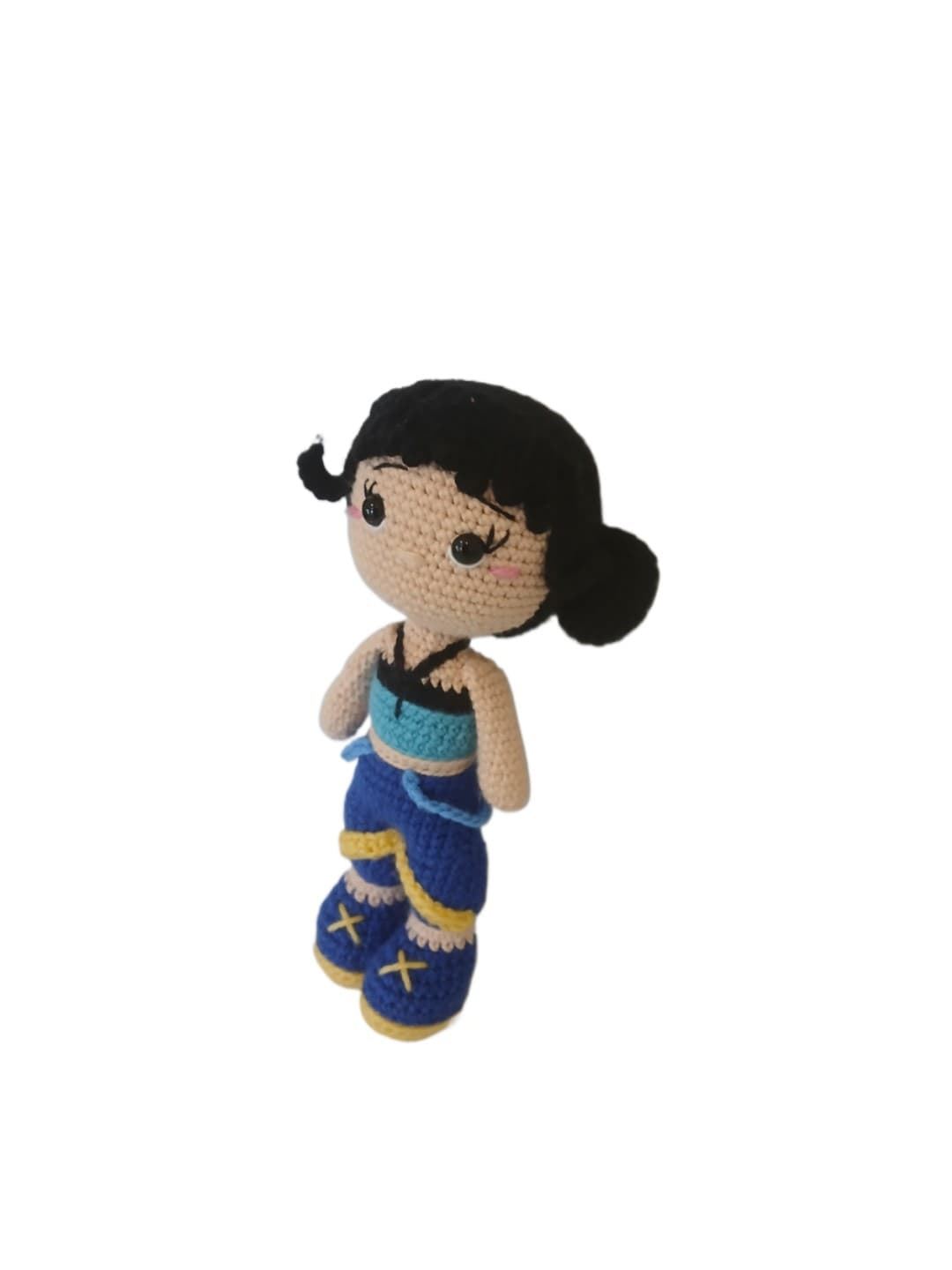 Peluche muñeca de las guerreras k- pop hecho a mano a ganchillo (amigurumi). - Imagen 3