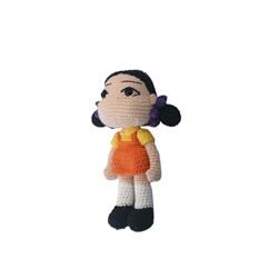 Peluche muñeca juego del calamar hecha a mano a  (amigurumi). - Imagen 2