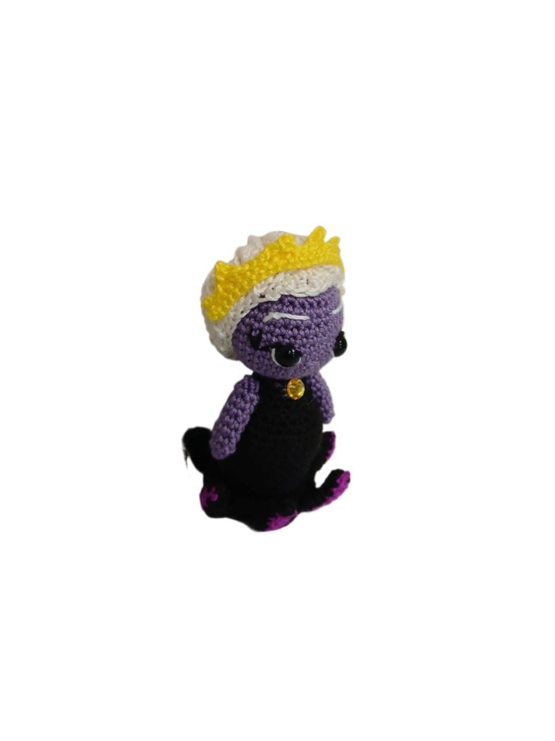 Peluche muñeca maléfica hecha a mano a ganchillo (amigurumi). - Imagen 2