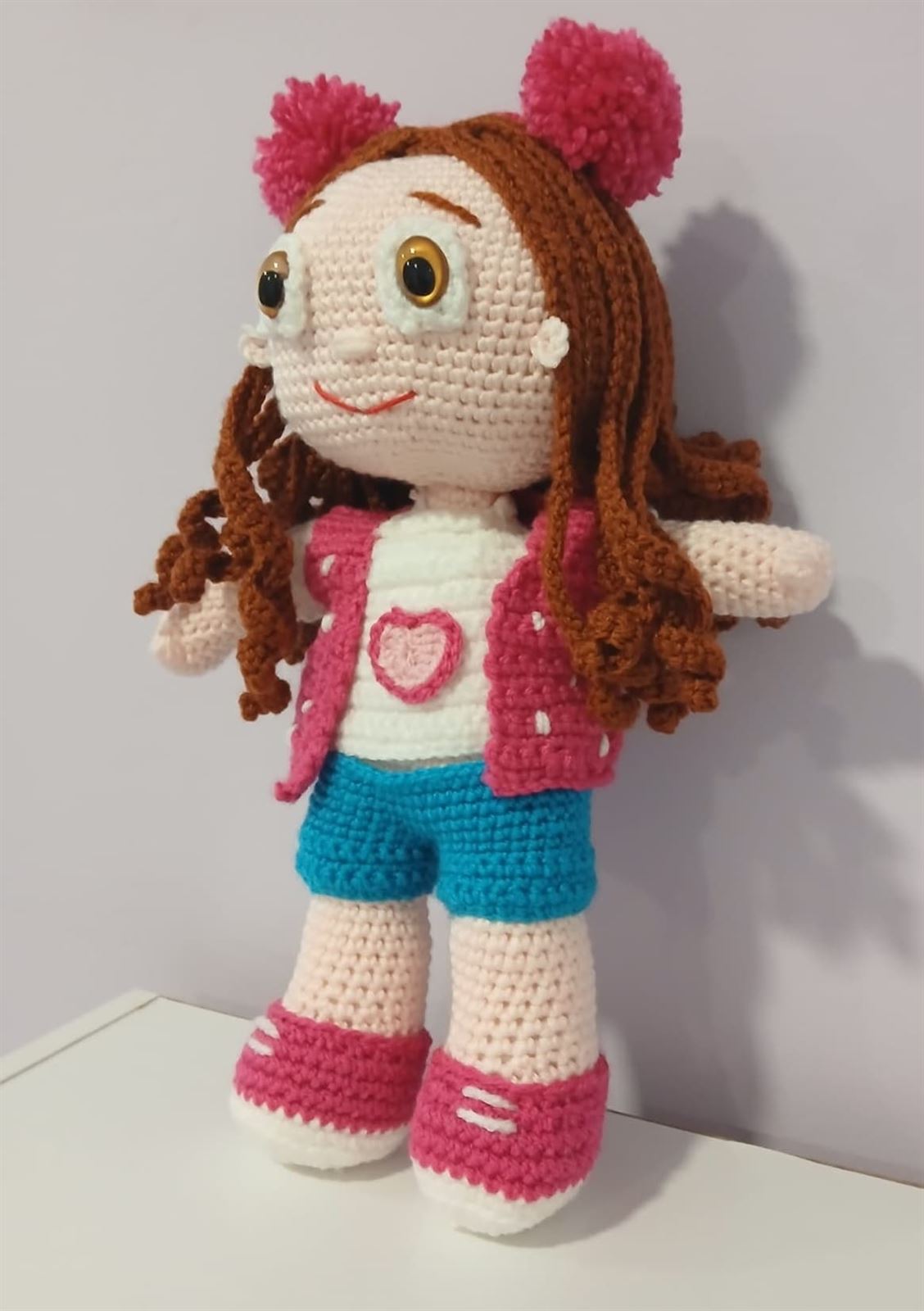 Peluche muñeca María Clara hecha a mano a ganchillo (amigurumi). - Imagen 2