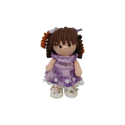 Peluche muñeca Noa hecha a mano a ganchillo (amigurumi). - Imagen 1