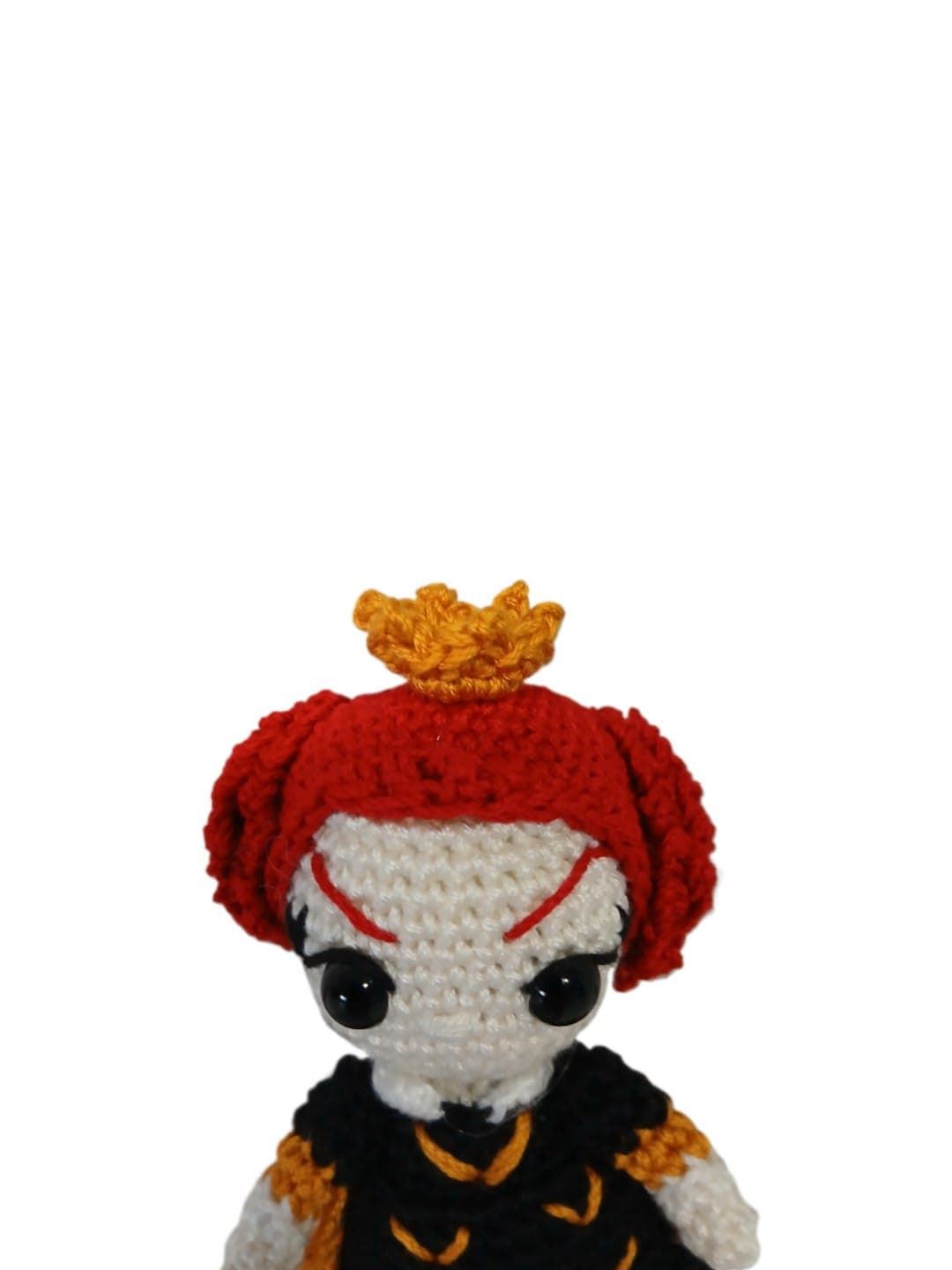 Peluche muñeca reina corazón hecha a mano a ganchillo (amigurumi). - Imagen 4