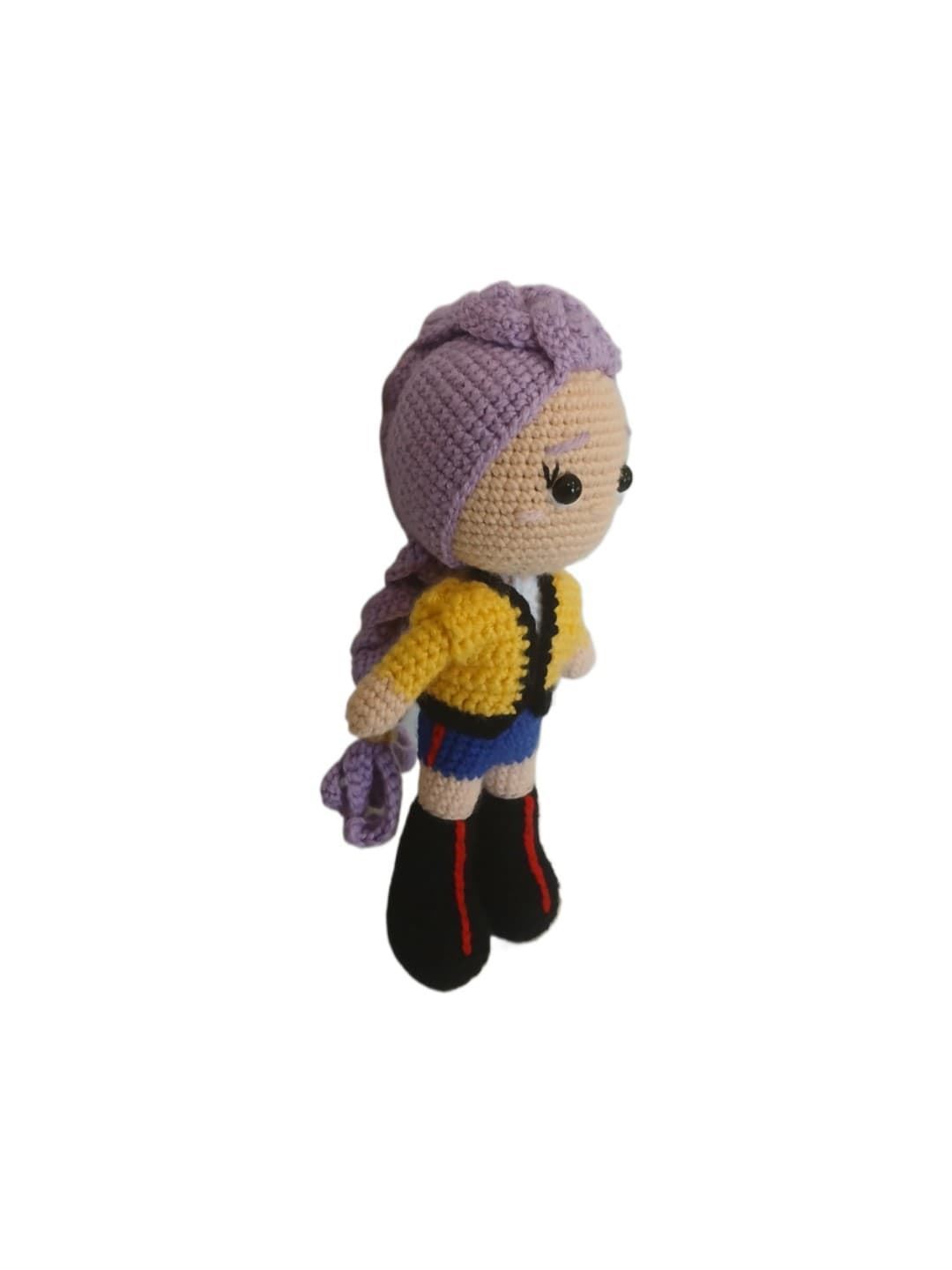 Peluche muñeca rumi de las guerreras k- pop hecho a mano a ganchillo (amigurumi). - Imagen 2