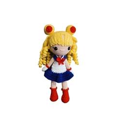 Peluche muñeca Sailor Moon hecha a mano a ganchillo (amigurumi). - Imagen 1