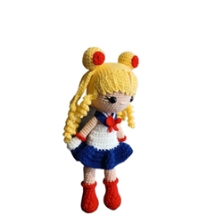Peluche muñeca Sailor Moon hecha a mano a ganchillo (amigurumi). - Imagen 2