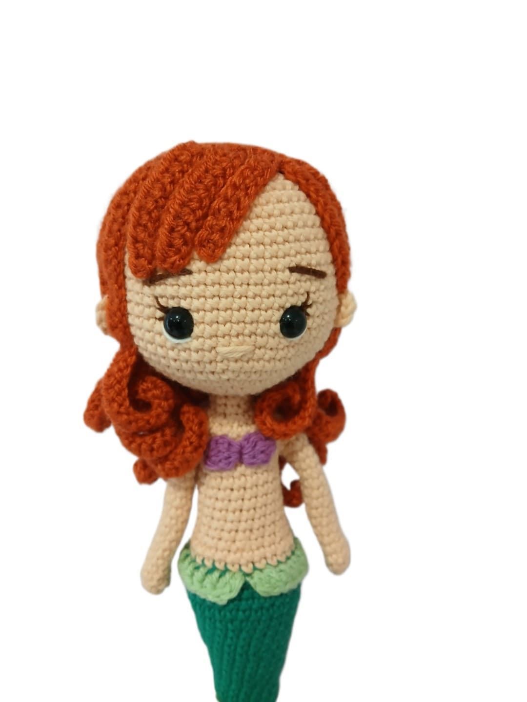 Peluche muñeca sirenita princesa disney hecha a mano a ganchillo (amigurumi). - Imagen 2