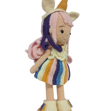 Peluche muñeca unicornio hecho a mano a ganchillo (amigurumi). - Imagen 2