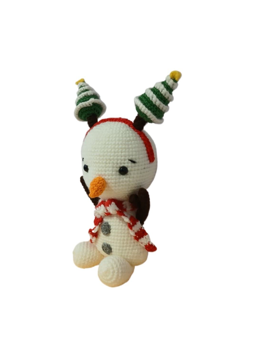 Peluche muñeco nieve navidad navideño hecho a mano a ganchillo (amigurumi). - Imagen 3