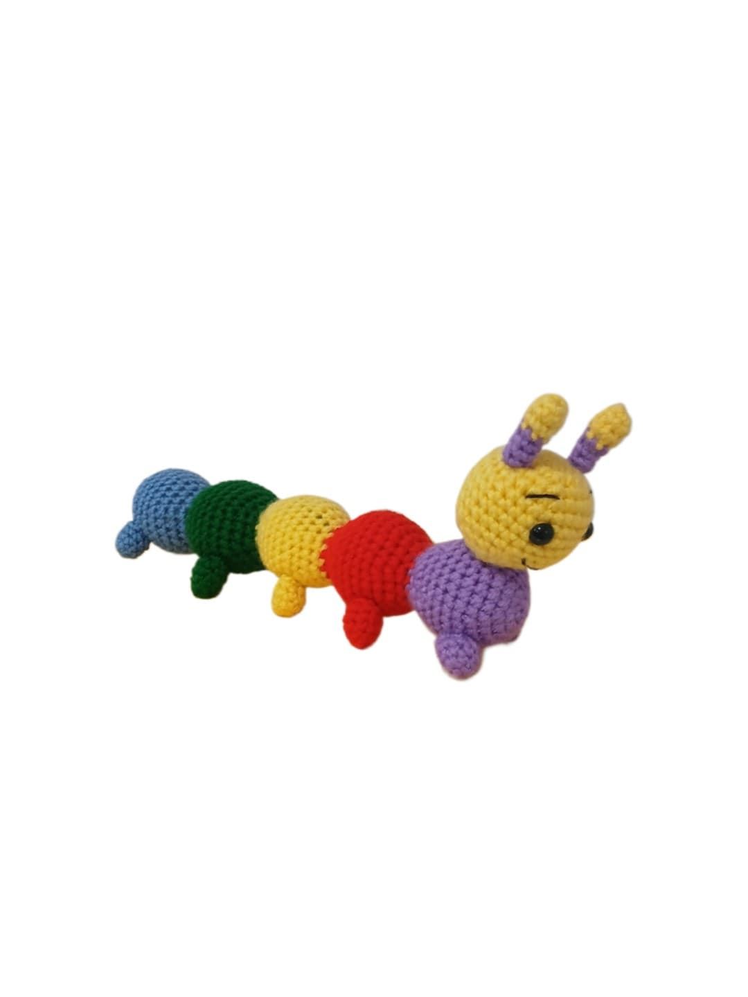 Peluche oruga hecho a mano a ganchillo (amigurumi). - Imagen 3