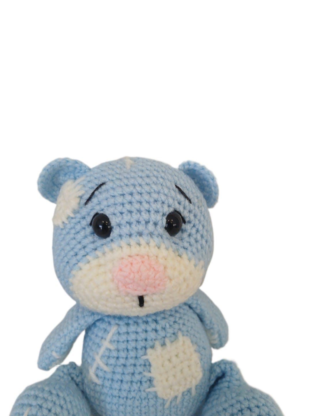 Peluche oso azul con cicatrices hecho a mano a ganchillo (amigurumi). - Imagen 4