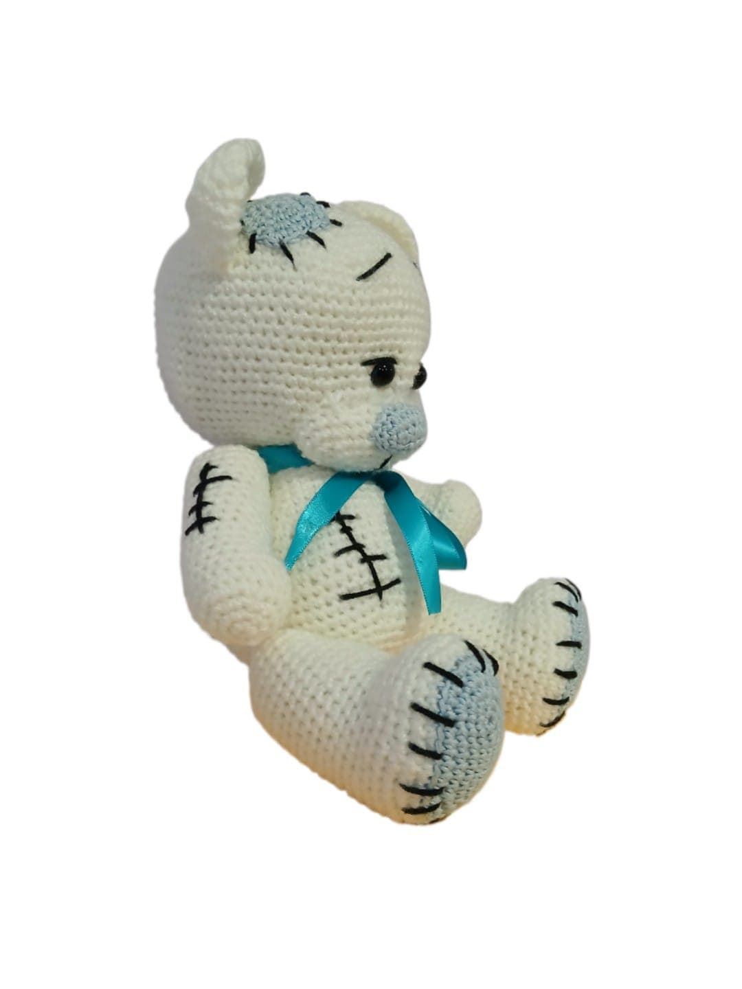 Peluche oso blanco hecho a mano a ganchillo (amigurumi). - Imagen 2