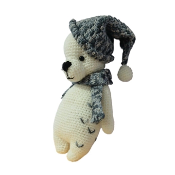 Peluche oso friolero con gorro y bufanda hecho a mano a ganchillo (amigurumi). - Imagen 2