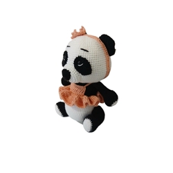 Peluche oso panda con vestido hecha a mano a ganchillo (amigurumi). - Imagen 2