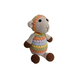 Peluche oveja de colores hecha a mano a ganchillo (amigurumi). - Imagen 2
