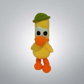 Peluche pato pocoyo hecho a mano a ganchillo (amigurumi). - Imagen 1