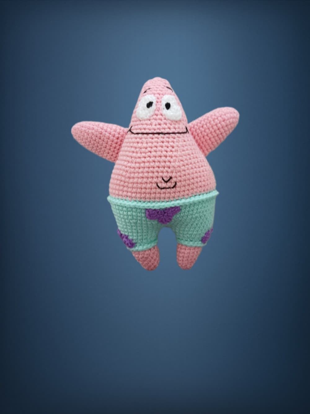 Peluche patricio bob esponja hecho a mano a ganchillo (amigurumi). - Imagen 1