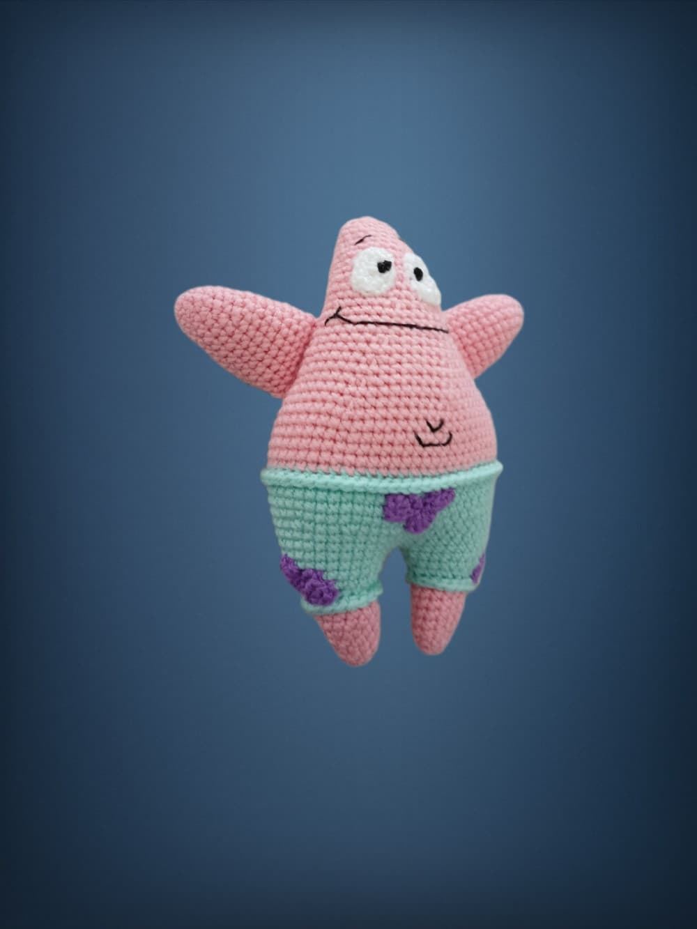 Peluche patricio bob esponja hecho a mano a ganchillo (amigurumi). - Imagen 3