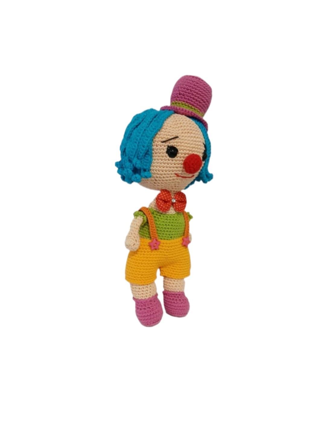 Peluche payaso hecho a mano a ganchillo (amigurumi). - Imagen 3
