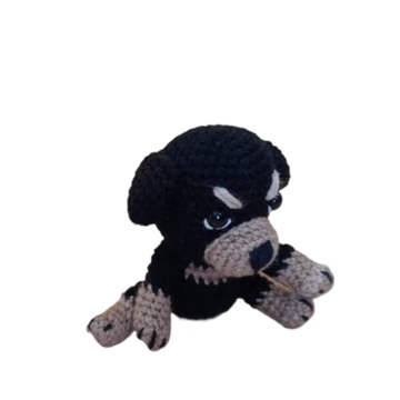 Peluche perro rottweiler hecha a mano a ganchillo (amigurumi). - Imagen 2