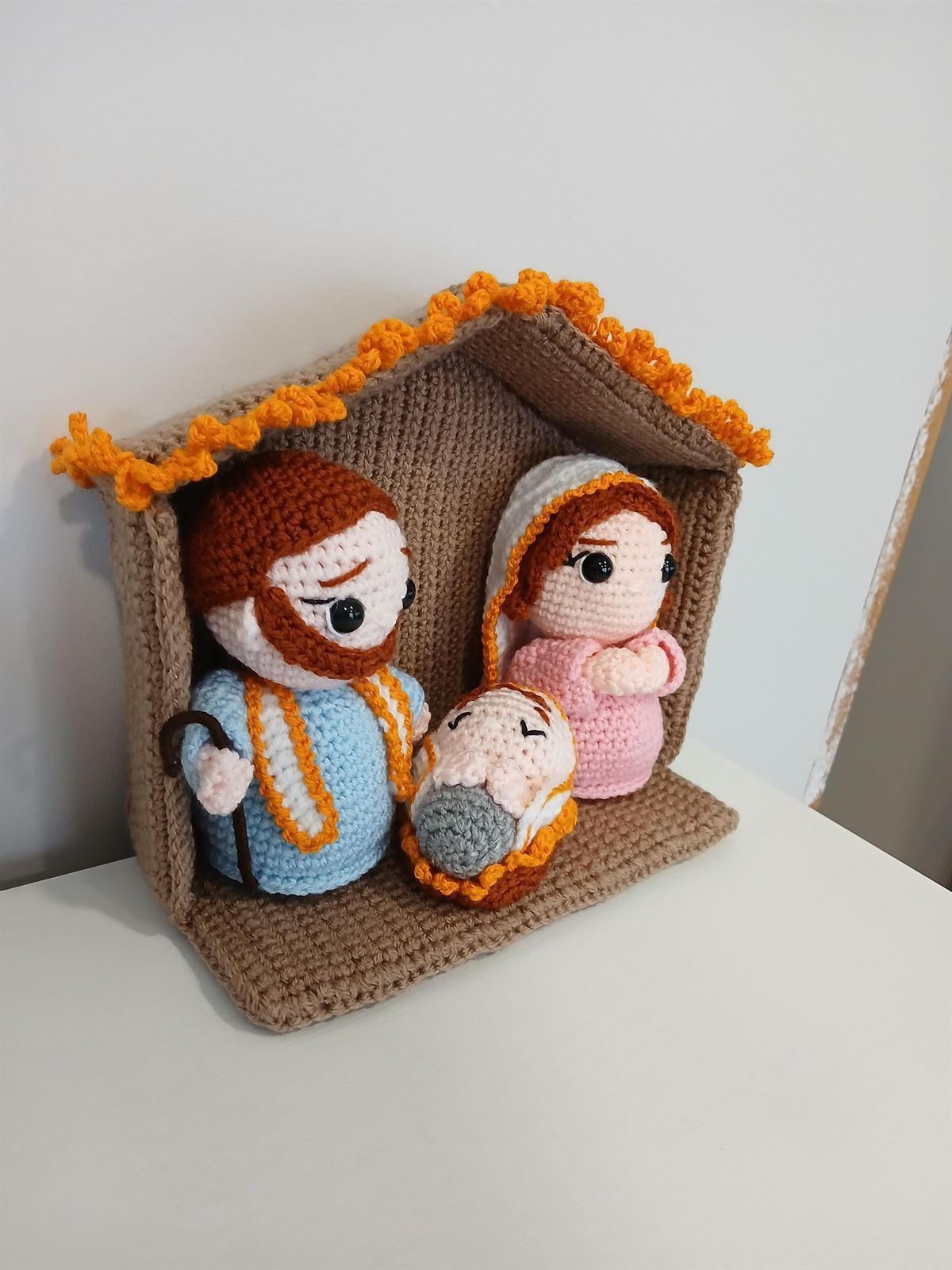 Peluche pesebre nacimiento hecho a mano a ganchillo (amigurumi). - Imagen 2