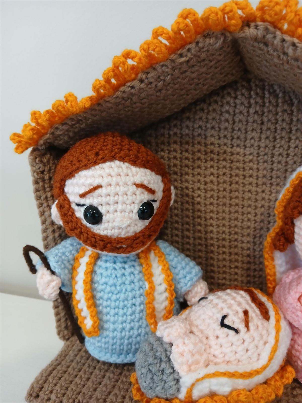 Peluche pesebre nacimiento hecho a mano a ganchillo (amigurumi). - Imagen 4