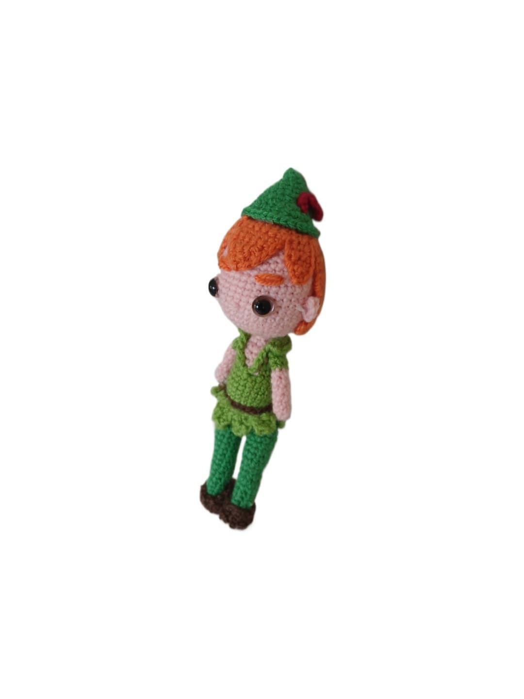 Peluche peter pan principe hecho a mano a ganchillo (amigurumi). - Imagen 3