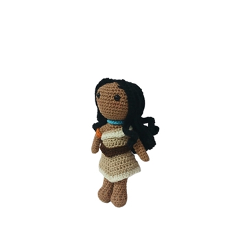 Peluche Pocahontas princesa disney hecha a mano a ganchillo (amigurumi). - Imagen 2