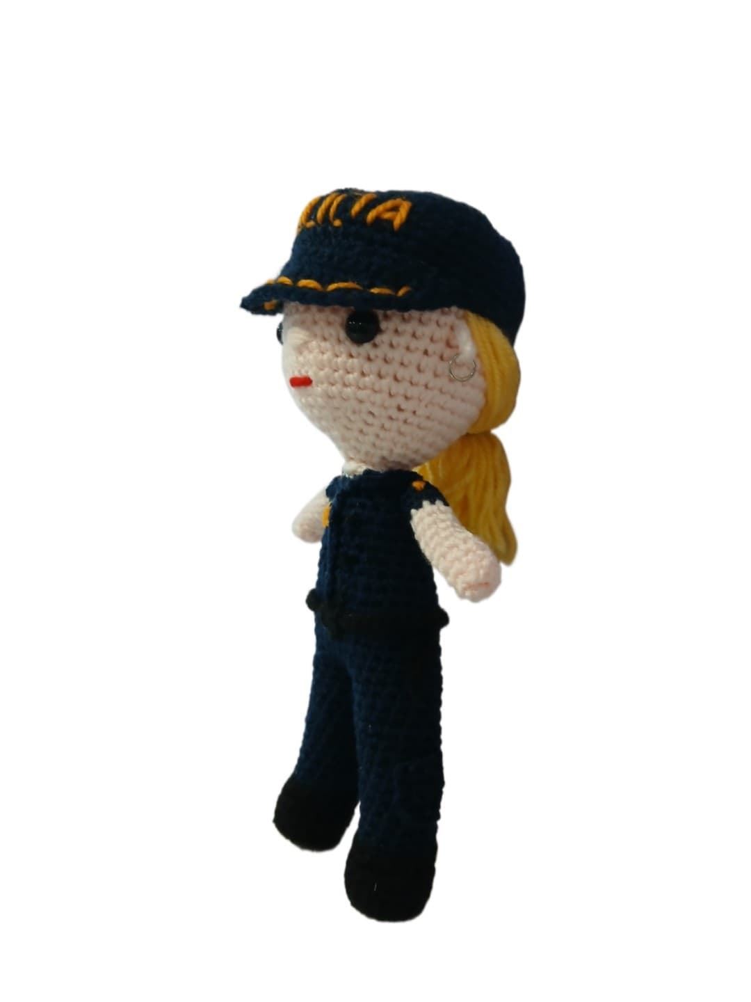 Peluche policía hecha a  ganchillo (amigurumi). - Imagen 2