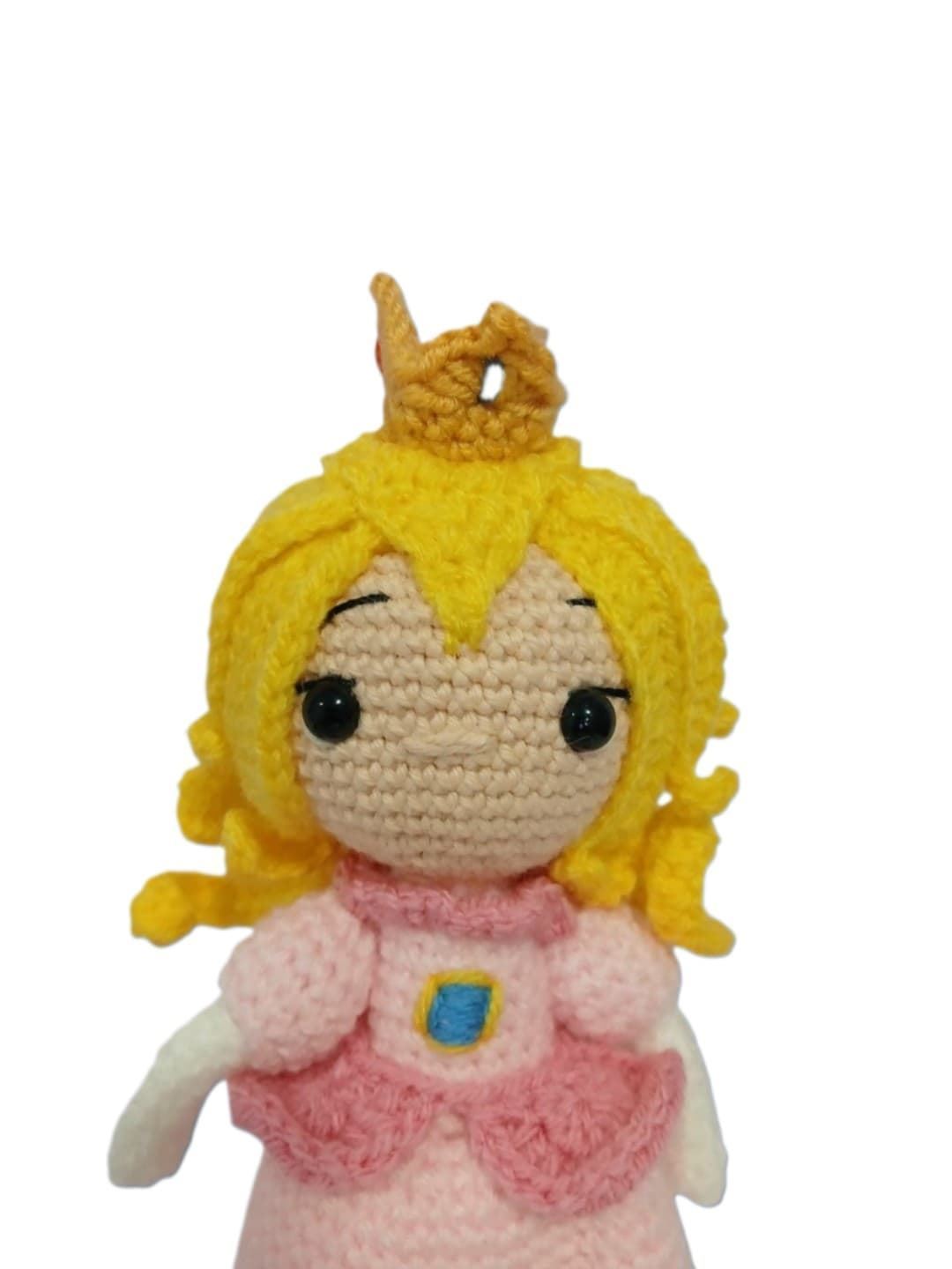 Peluche princesa peach mario bross hecha a mano a ganchillo (amigurumi). - Imagen 3