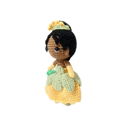 Peluche princesa tiana princesas disney hecha a mano a ganchillo (amigurumi). - Imagen 2