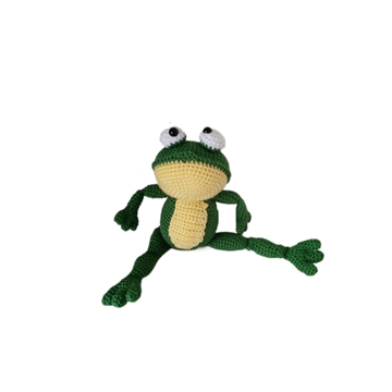 Peluche rana con corona hecho a mano a ganchillo (amigurumi). - Imagen 1
