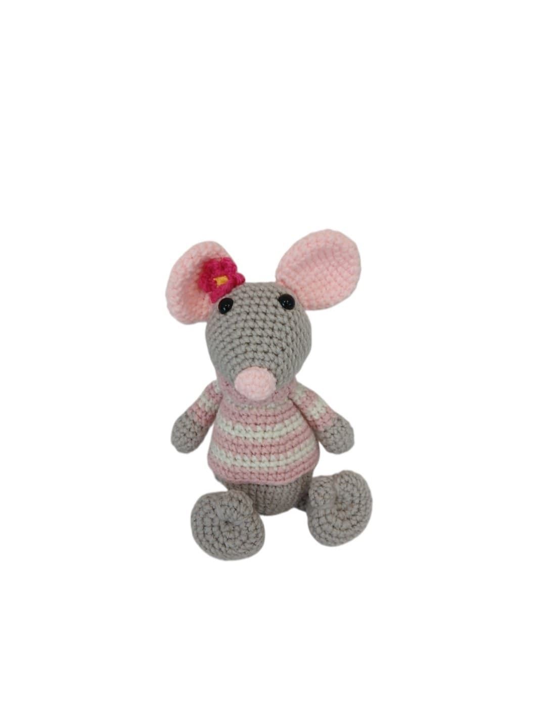 Peluche ratón con jersey rosa hecho a mano a ganchillo (amigurumi). - Imagen 1