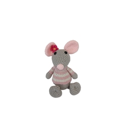 Peluche ratón con jersey rosa hecho a mano a ganchillo (amigurumi). - Imagen 1