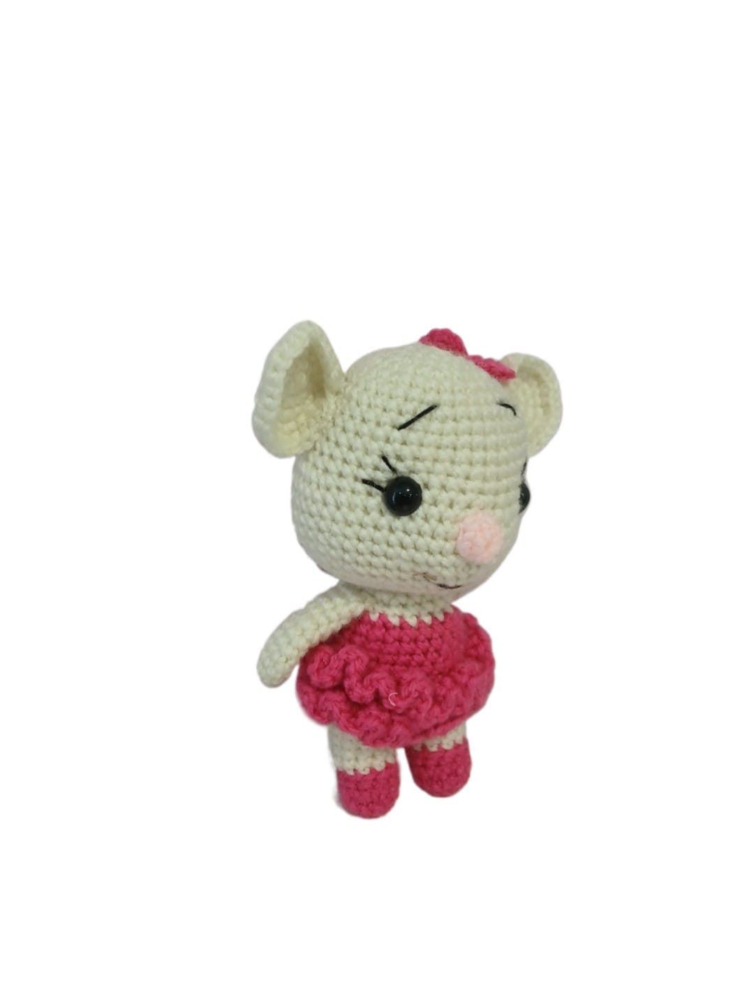Peluche ratoncita-ratón con vestido rosa fucsia hecha a mano a ganchillo (amigurumi). - Imagen 2