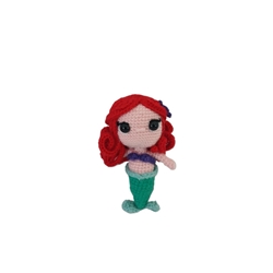 Peluche sirenita princesa hecha a mano a ganchillo (amigurumi). - Imagen 1