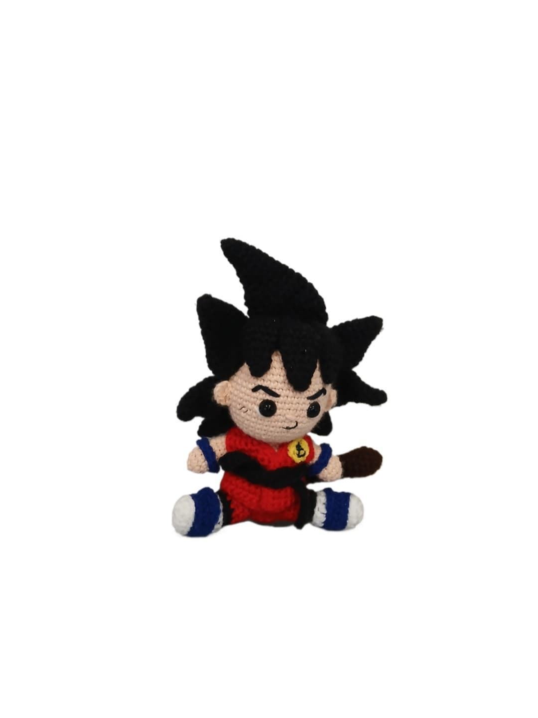 Peluche songoku dragon ball hecho a mano a ganchillo (amigurumi). - Imagen 3