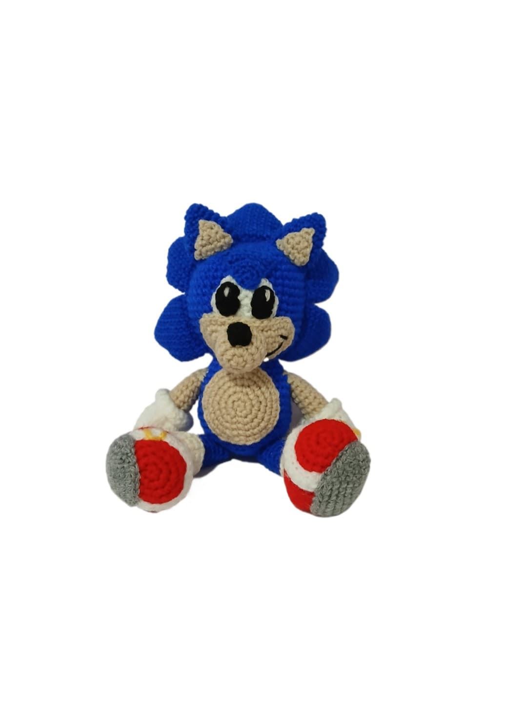 Peluche sonic hecho a mano a ganchillo (amigurumi). - Imagen 1