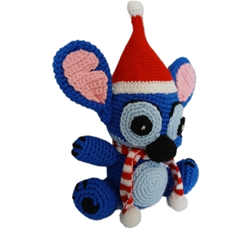 Peluche stitch navideño navidad  hecho a mano a ganchillo (amigurumi). - Imagen 2