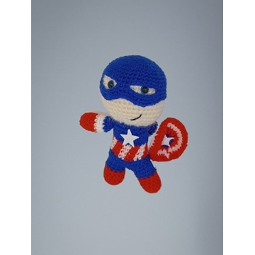 Peluche superhéroe capitán américa hecho a mano a ganchillo (amigurumi). - Imagen 1