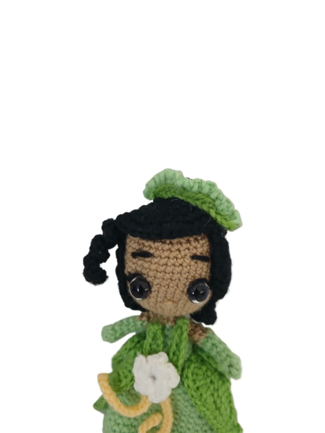Peluche tiana princesa hecha a mano a ganchillo (amigurumi). - Imagen 4
