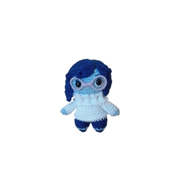 Peluche tristeza inside out del revés emociones hecha a mano a ganchillo (amigurumi). - Imagen 1