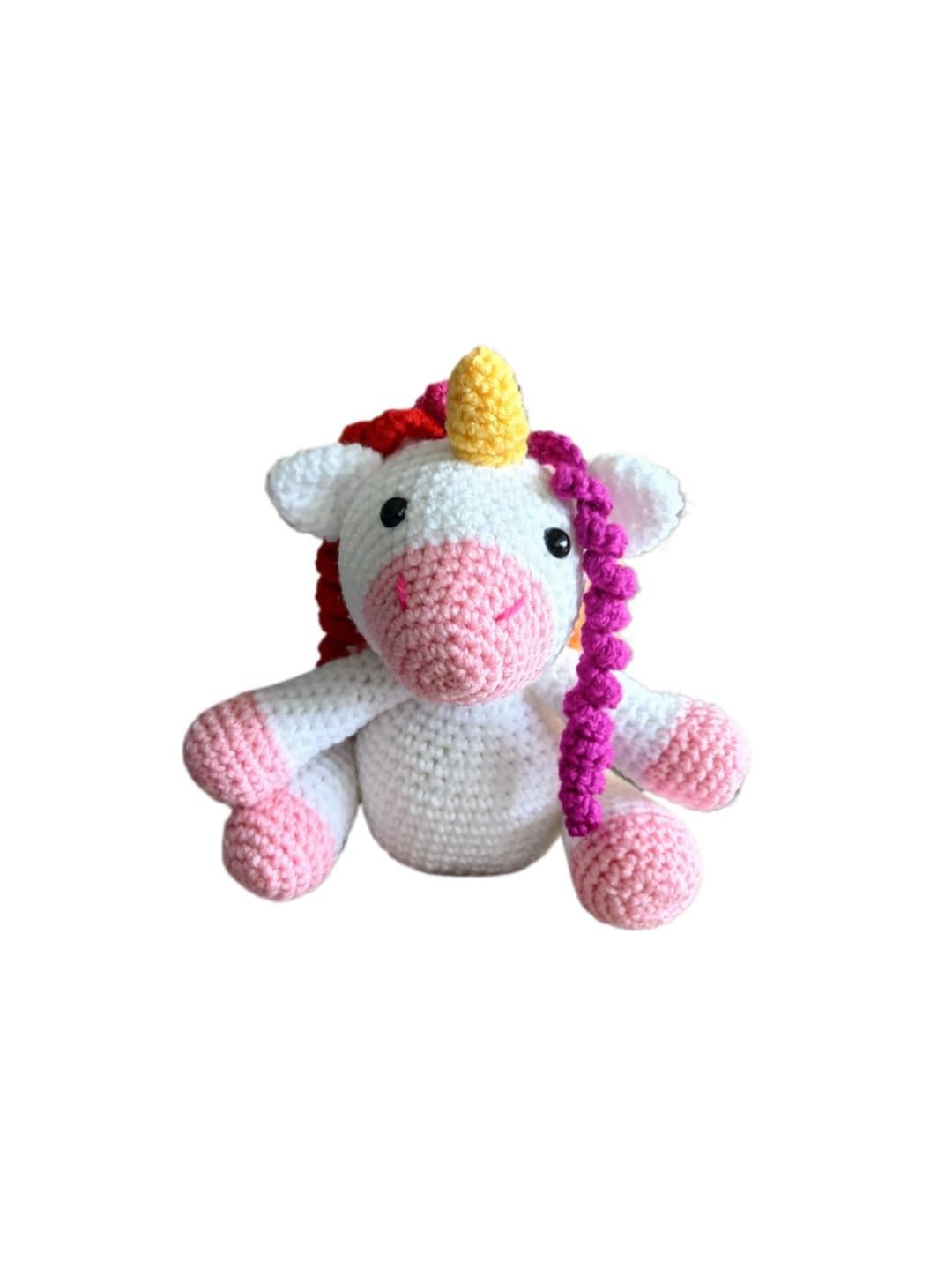 Peluche unicornio hecho a mano a ganchillo (amigurumi). - Imagen 1