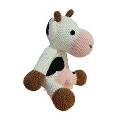 Peluche vaca hecha a mano a ganchillo (amigurumi). - Imagen 2