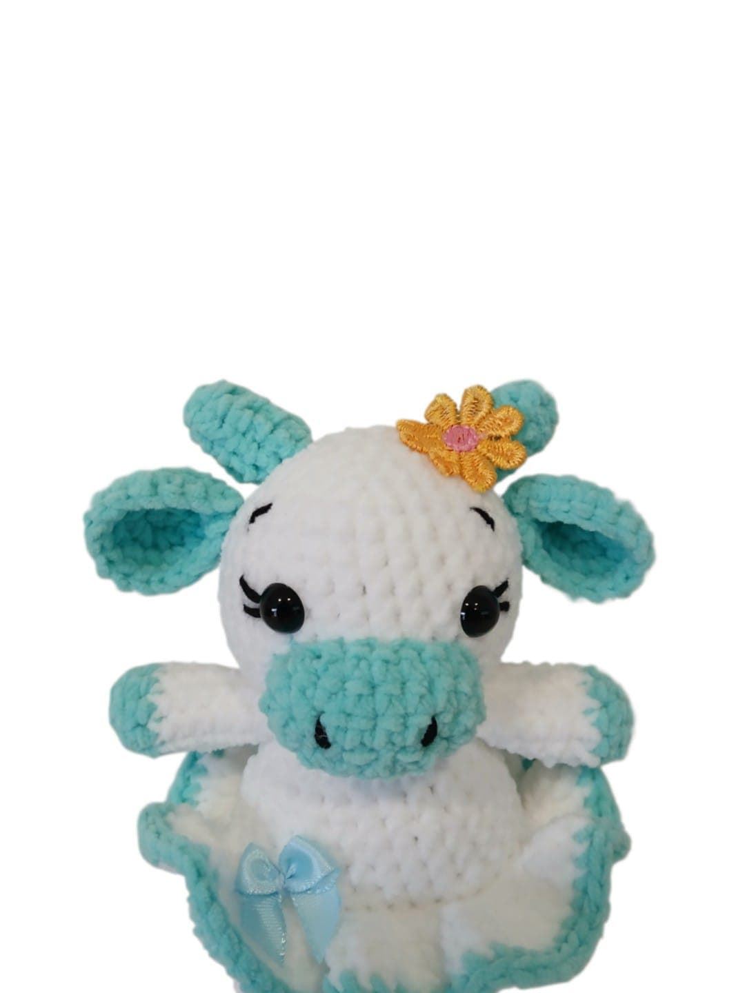 Peluche vaca hecha a mano a ganchillo (amigurumi). - Imagen 4