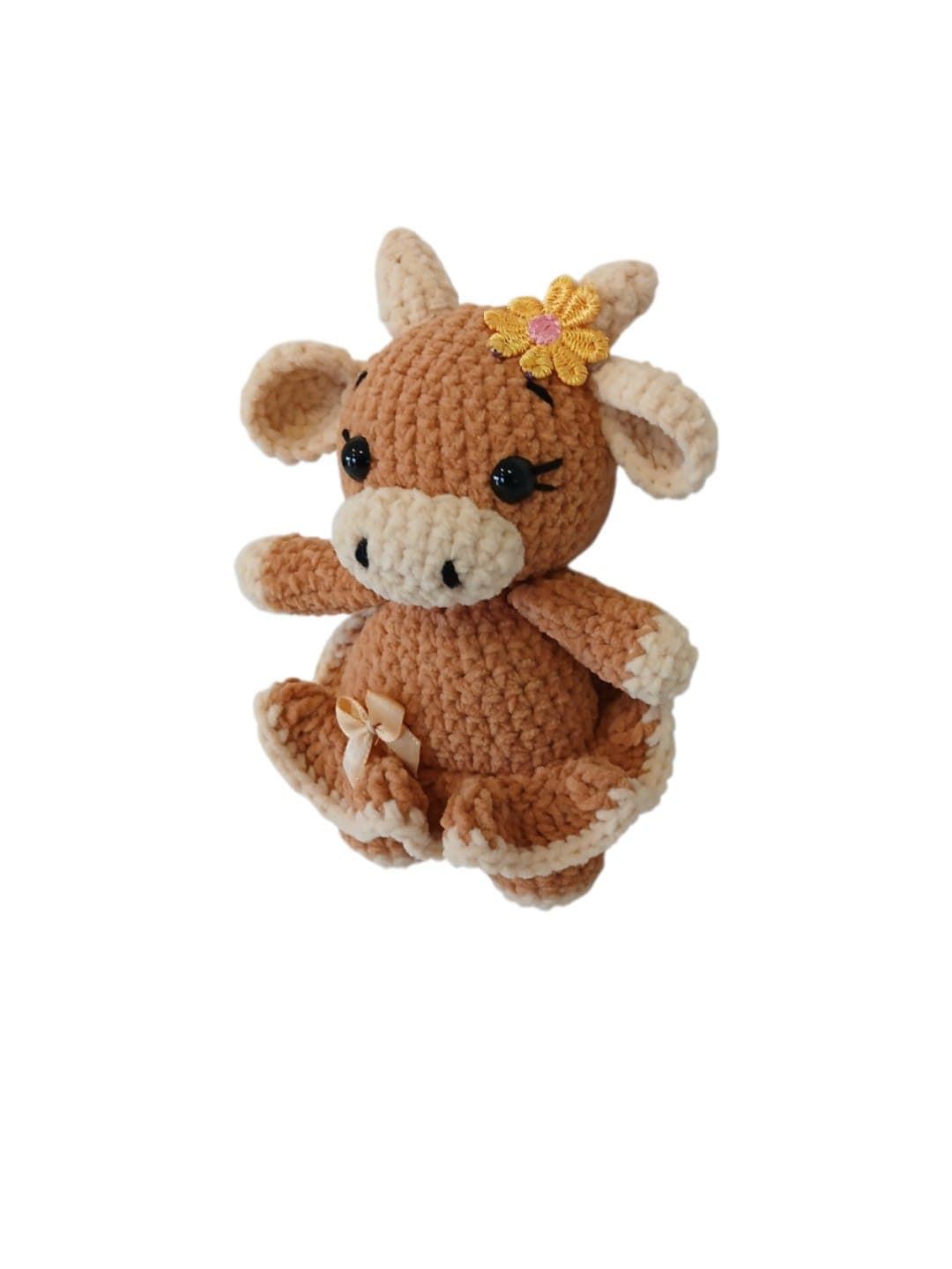 Peluche vaca hecha a mano a ganchillo (amigurumi). - Imagen 2