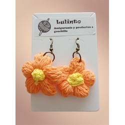 Pendientes naranja y amarillo hechos a mano a ganchillo. - Imagen 1