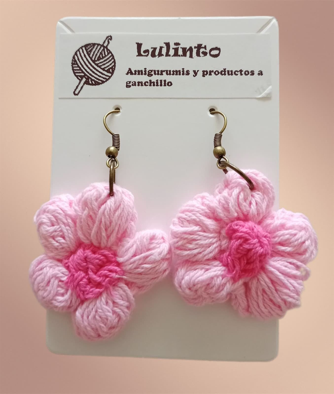 Pendientes rosa y fucsia hechos a mano a ganchillo. - Imagen 1