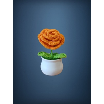 Planta con tarro blanco rosa naranja hecha a mano a ganchillo (amigurumi). - Imagen 2